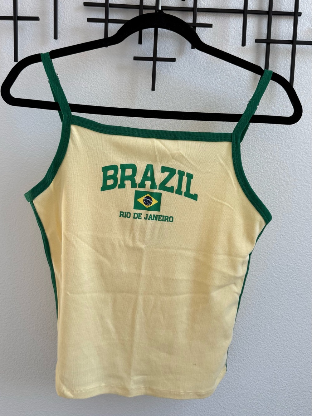 Brazil Rio de Janeiro Tank Top Women’s Large Yellow Green Soccer